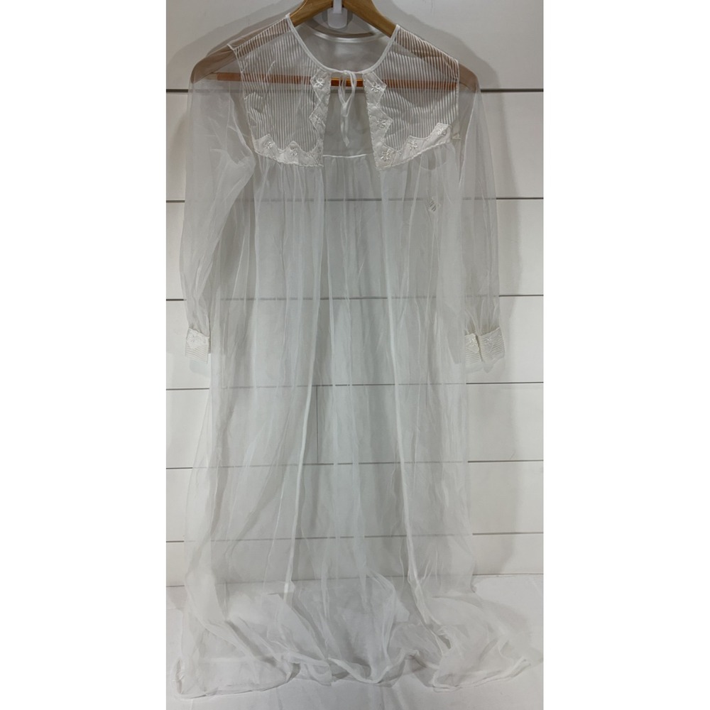 Vintage White Nylon Sheer Long Nightgown Peignoir Robe Lingerie Embroidered Sz M